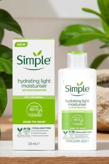 SIMPLE HYDRATING
LIGHT MOISTURIZER
(125 ml)